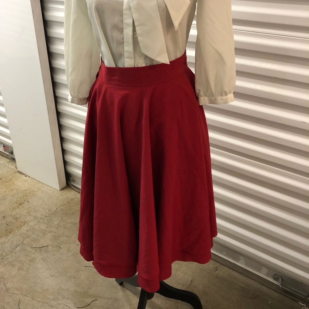 Red skirt